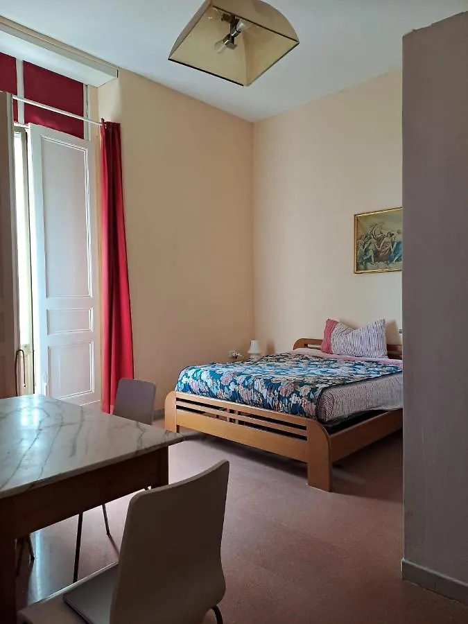 Ag Home Adragna CTA Bed & Breakfast